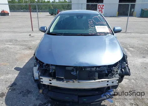 2021 Toyota Corolla Le из США, поврежденный, VIN 5YFEPMAE0MP266326